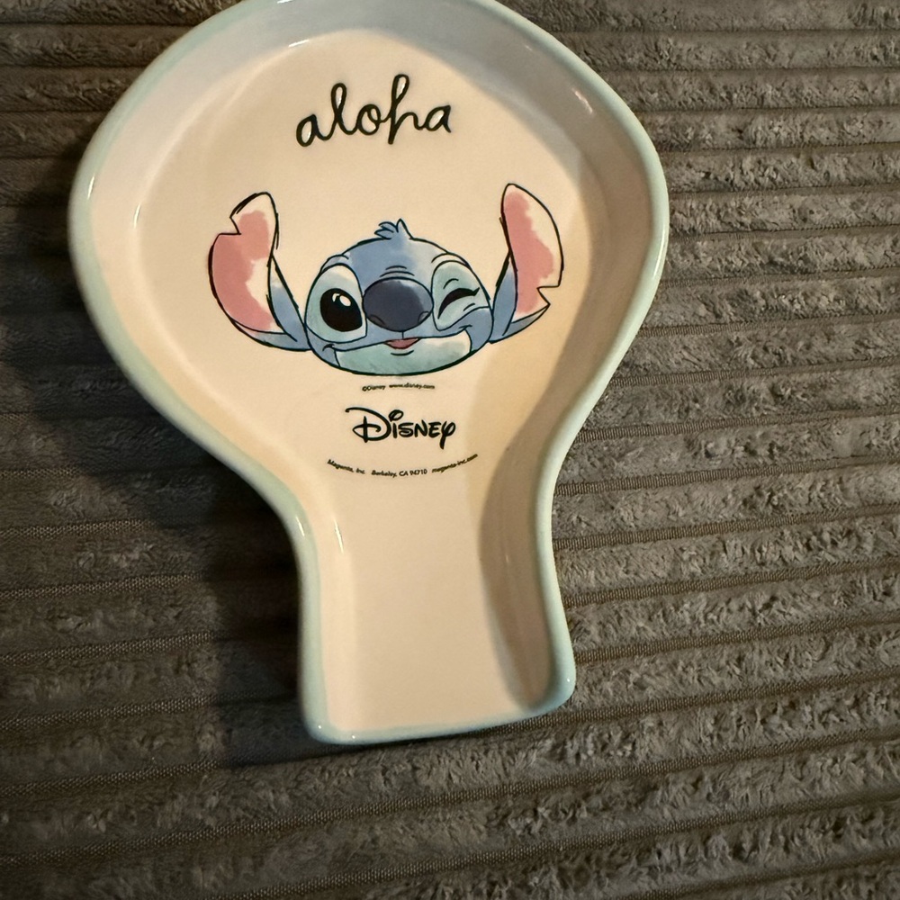 Rae Dunn Disney -Stitch Winking- Blue and White “Aloha” Spoon Rest